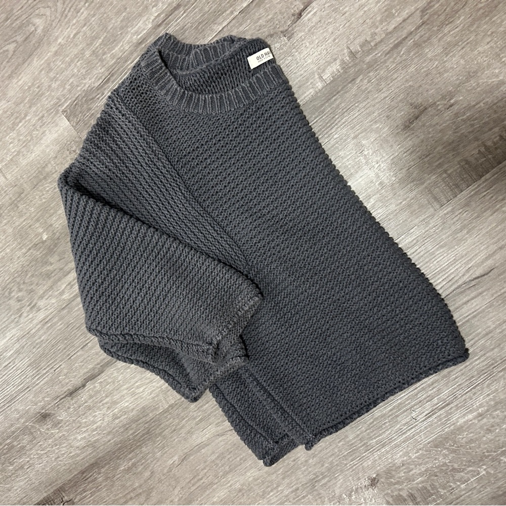 Old Navy Sweater